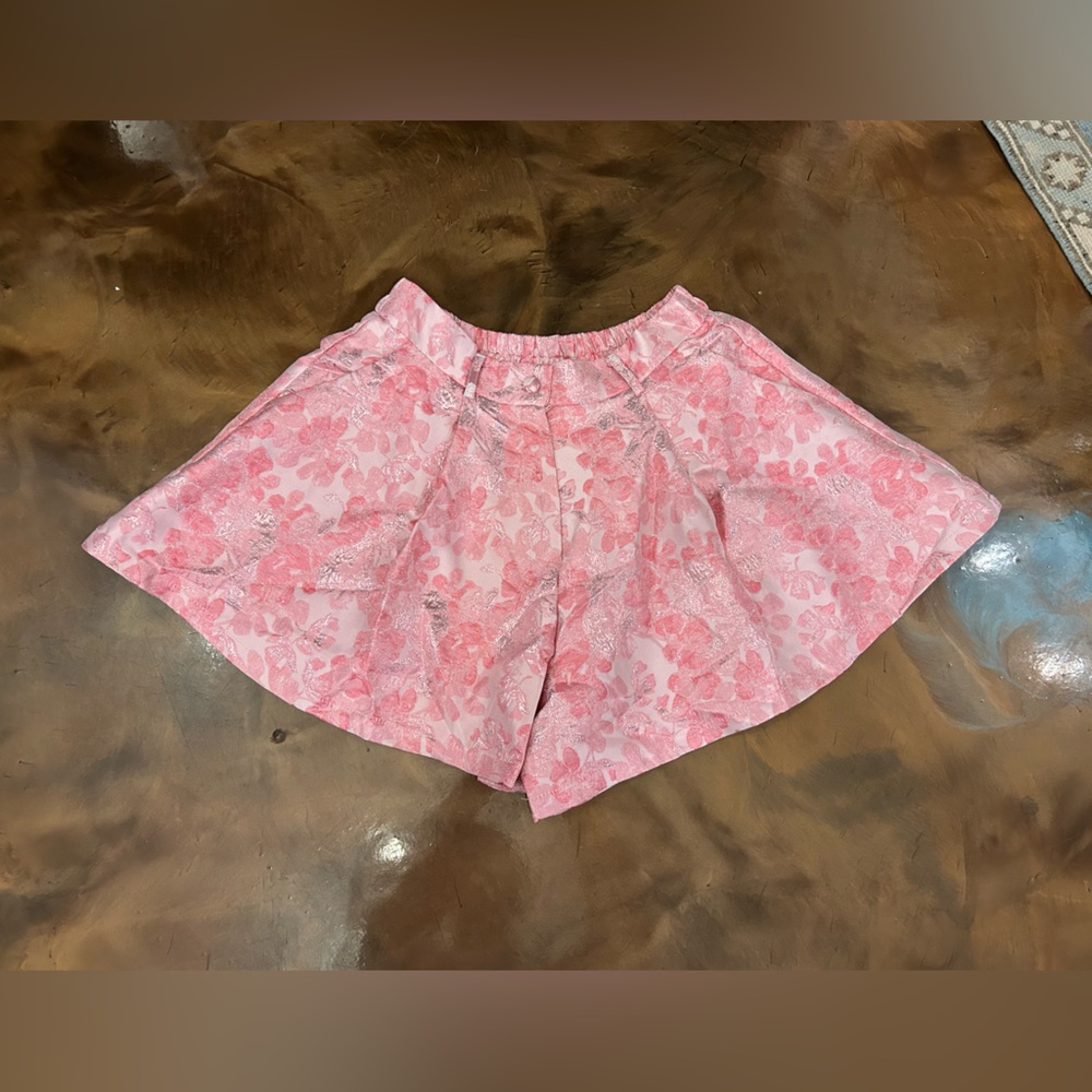 MEET ME IN SANTORINI - Pink Brocade Style Shorts NWT